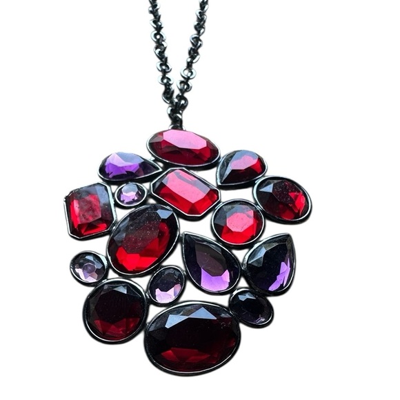 Elegant Red Purple Acrylic Stone Large
Jeweled Pendant Necklace - Picture 1 of 2